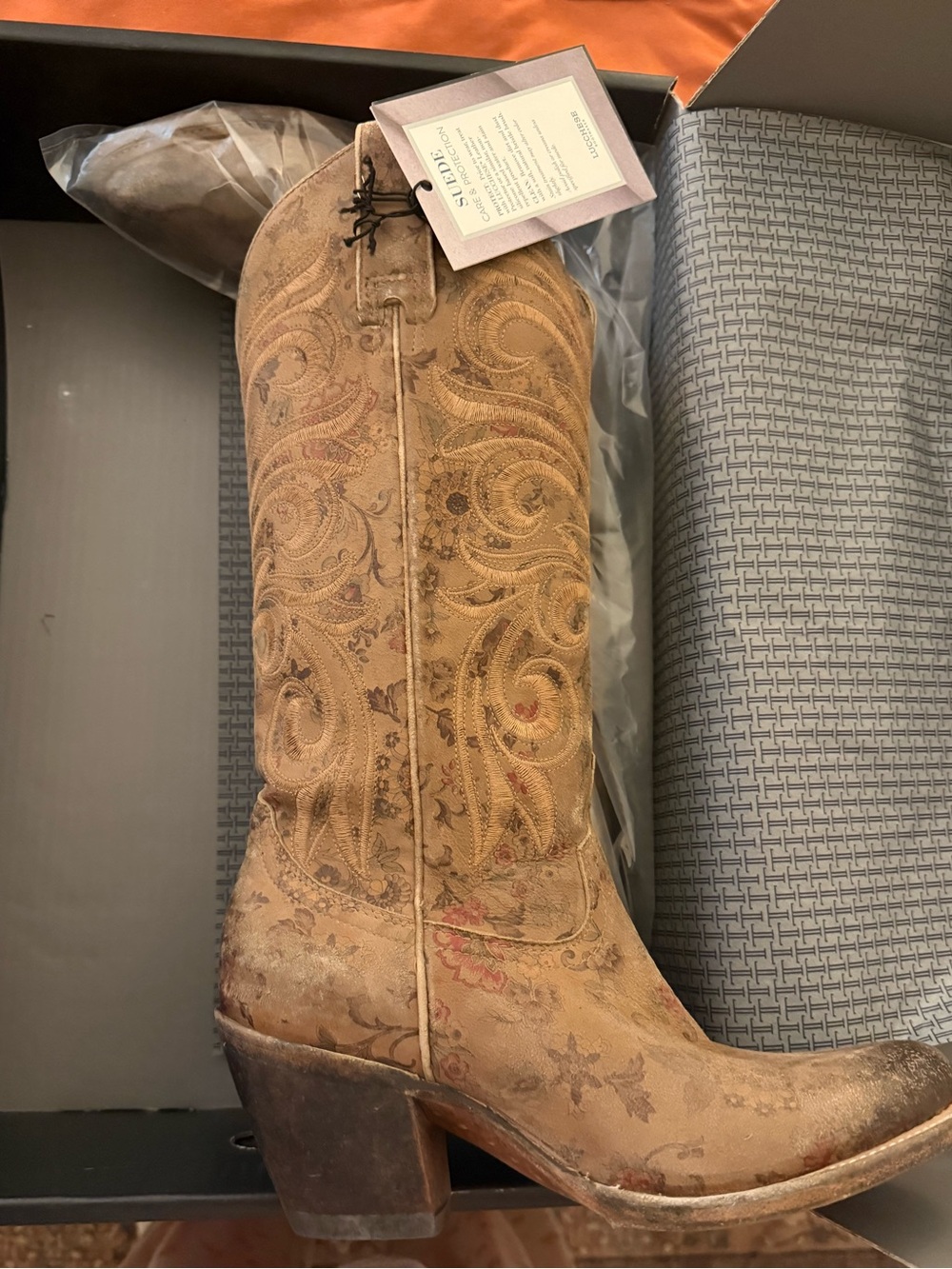 NWT Lucchese Laurelie 7.5B Cowgirl Boots